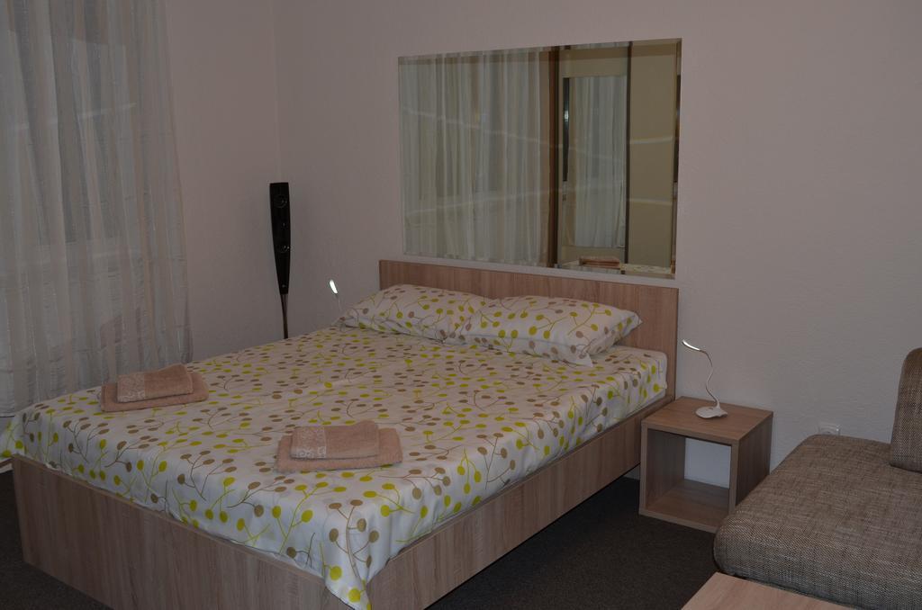 Apartment Downtown Osijek Phòng bức ảnh