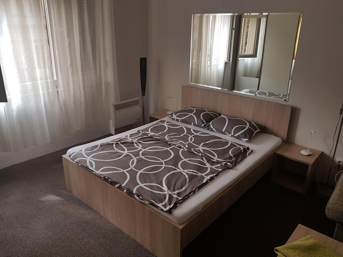 Apartment Downtown Osijek Ngoại thất bức ảnh